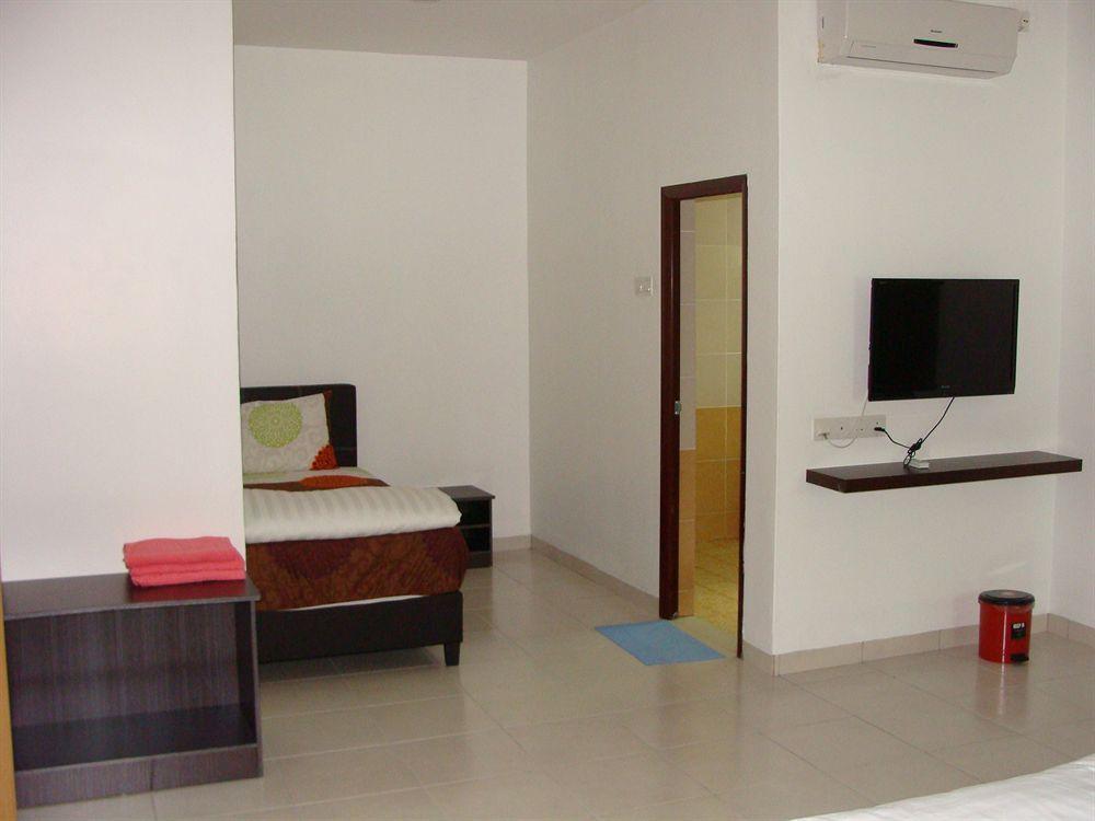 White House * Ipoh